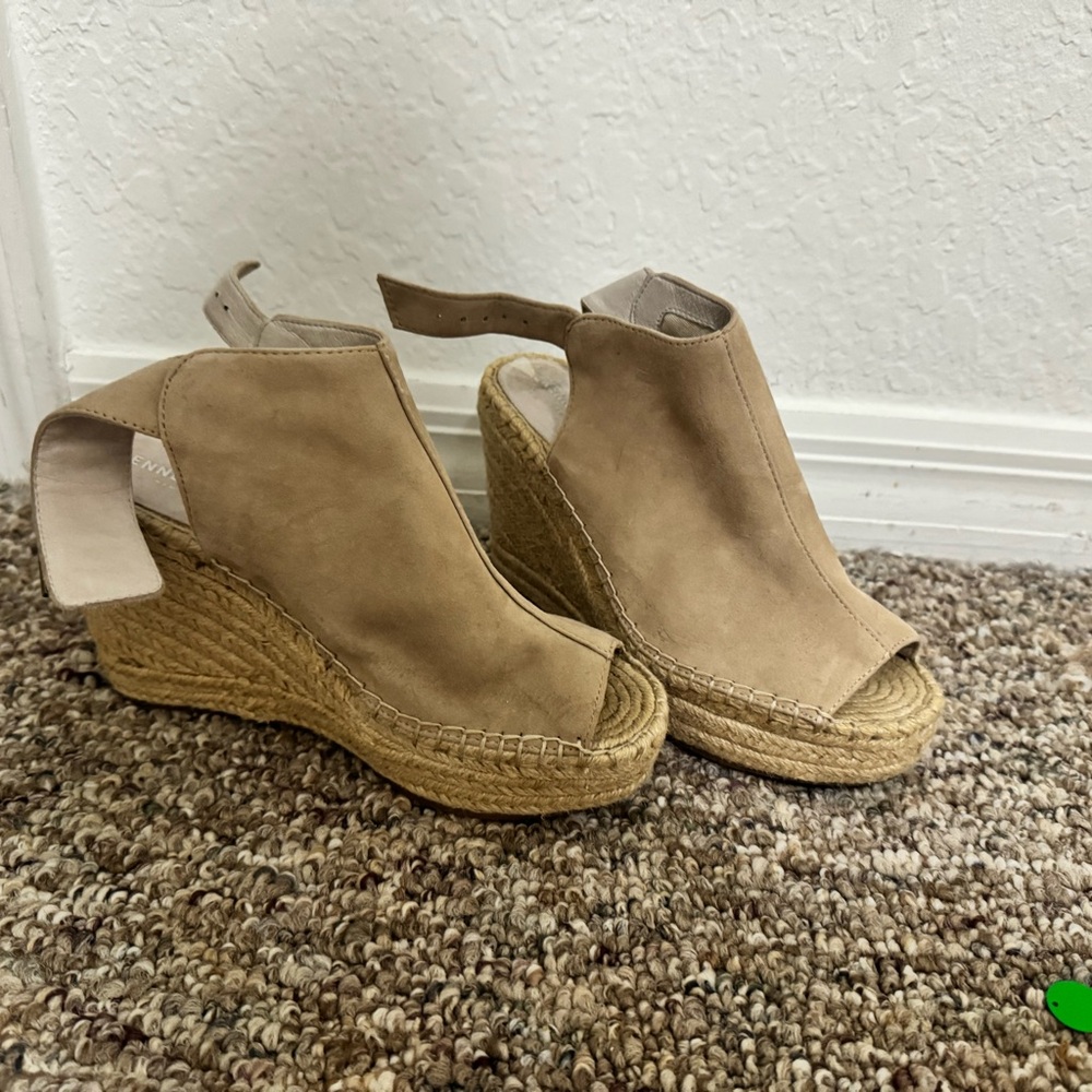 Size 8 
Tan